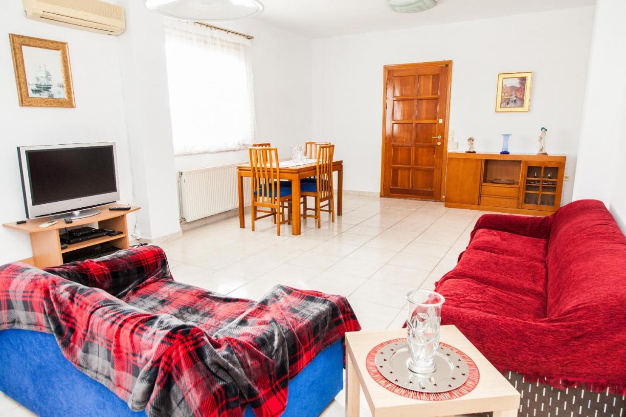 Sunny Apartment Near Metro Station Athen Eksteriør bilde