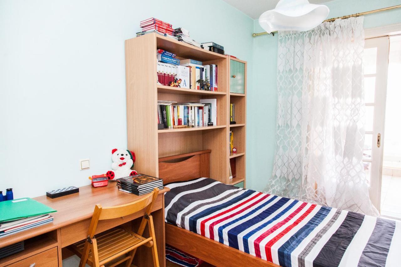 Sunny Apartment Near Metro Station Athen Eksteriør bilde