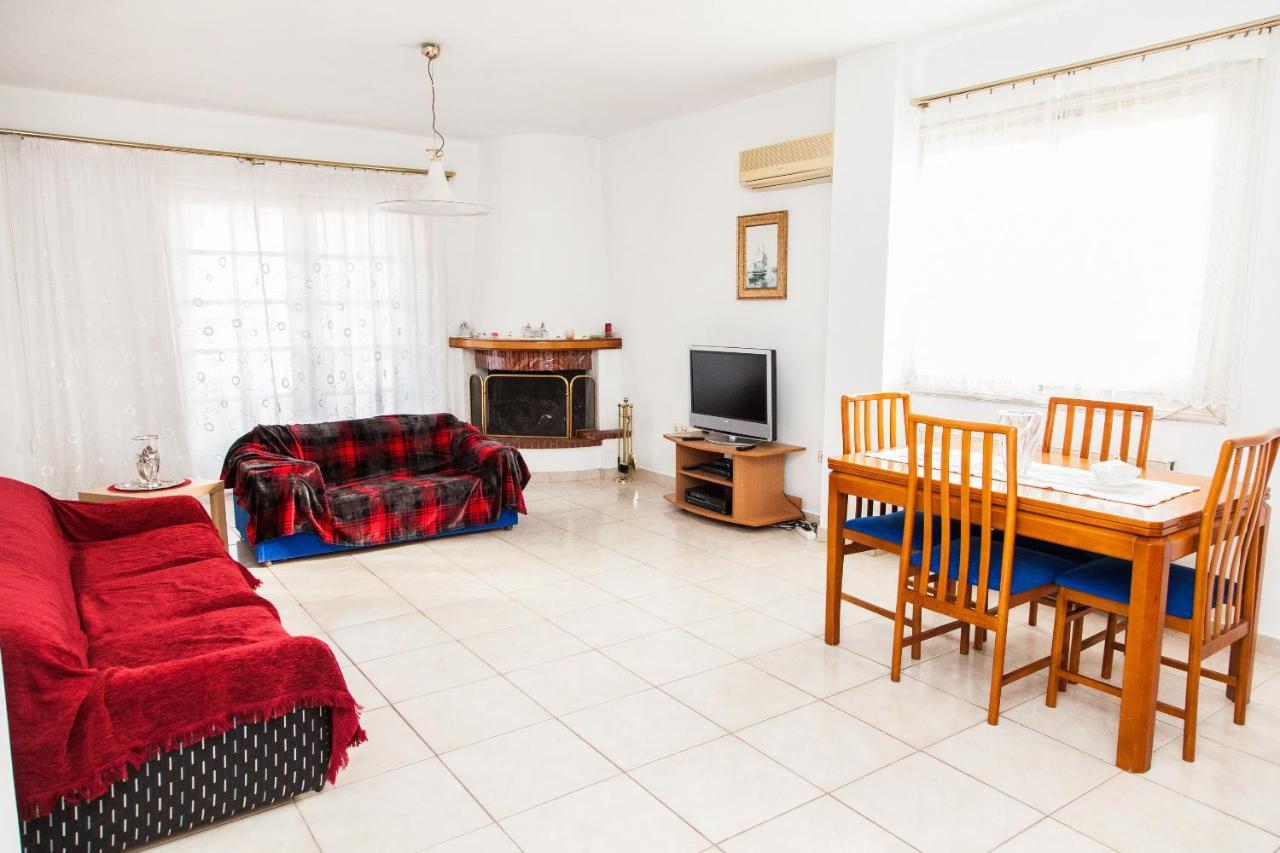 Sunny Apartment Near Metro Station Athen Eksteriør bilde